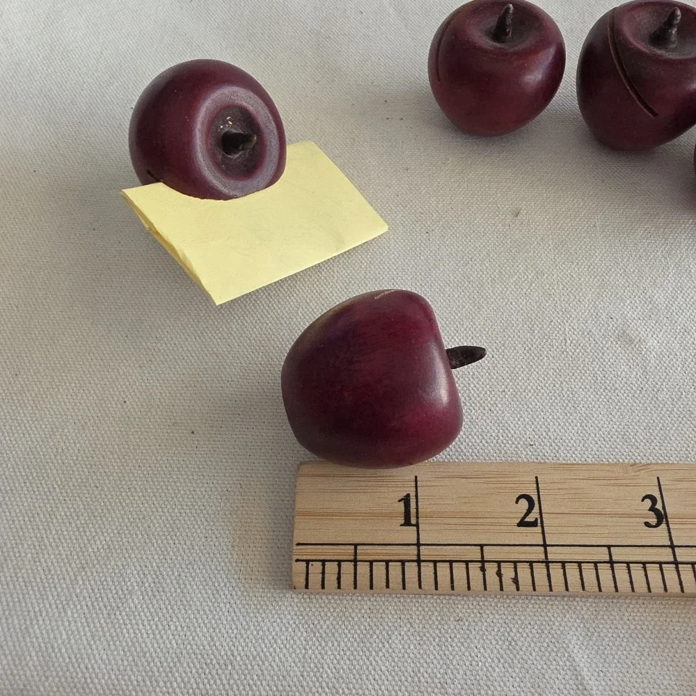 Lot of 6 Vintage Wood Red Apples Place‎ Card Holders Farmhouse Cottagecore